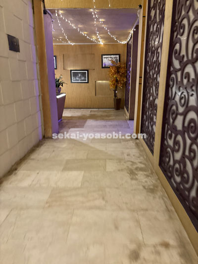 ラベンダーカラオケ内部